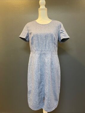 Banana Republic Light Blue Short Sleeve Midi Sheath Dress